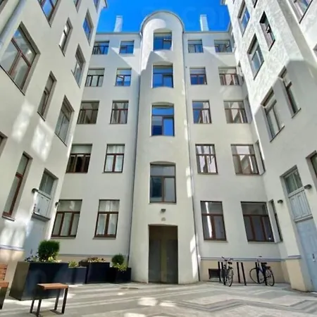 Quiet Rest Near Rizhsky Railway Station Apartment Riga